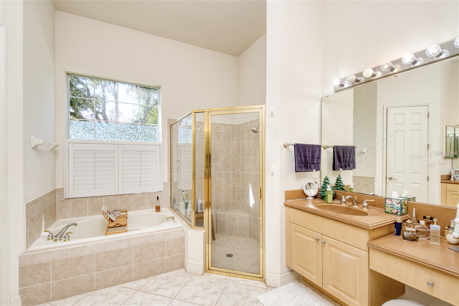 Image 19 of 62 For 793 Hawks Bluff