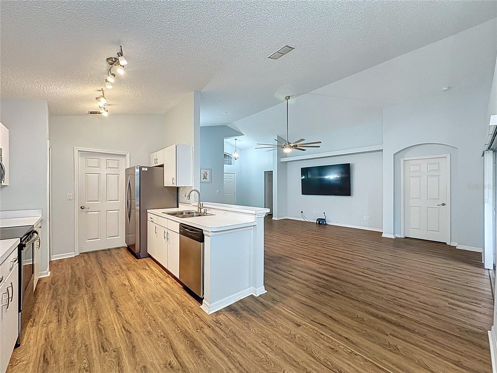 Image 10 of 65 For 3724 Westerham Drive