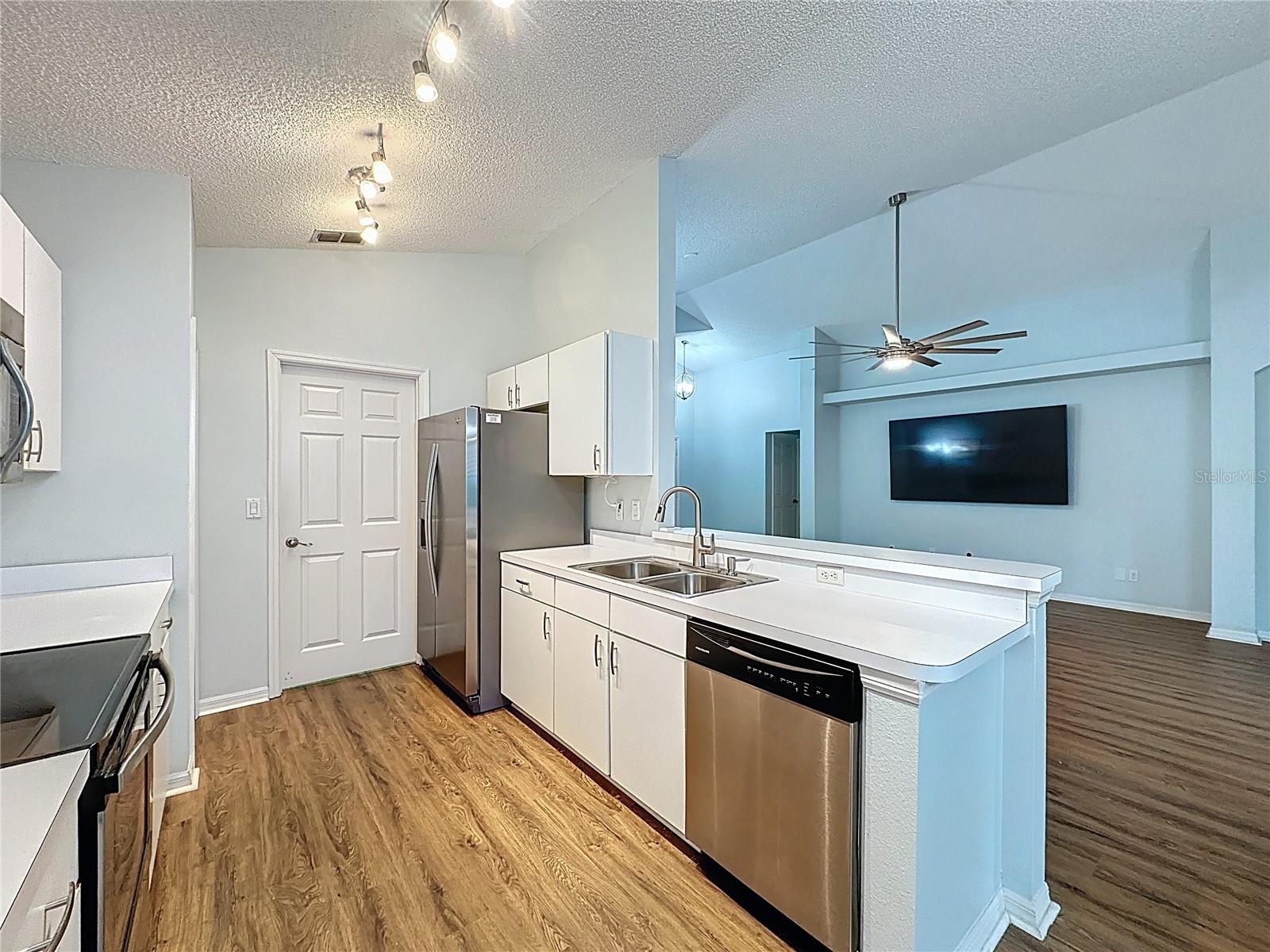 Image 12 of 65 For 3724 Westerham Drive