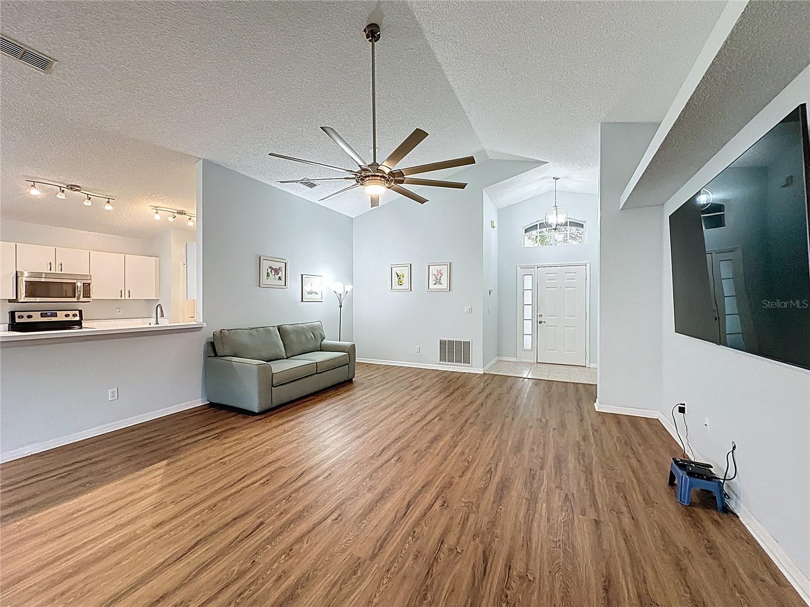 Image 8 of 65 For 3724 Westerham Drive