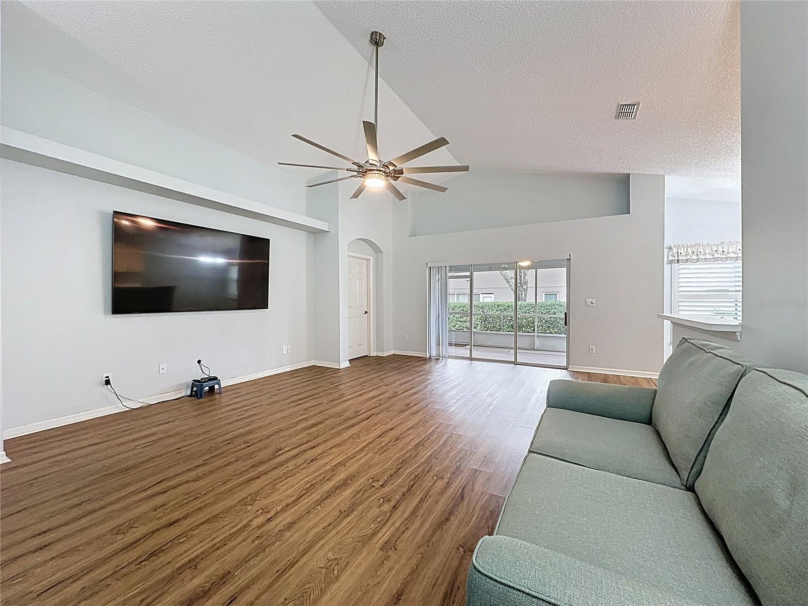 Image 9 of 65 For 3724 Westerham Drive