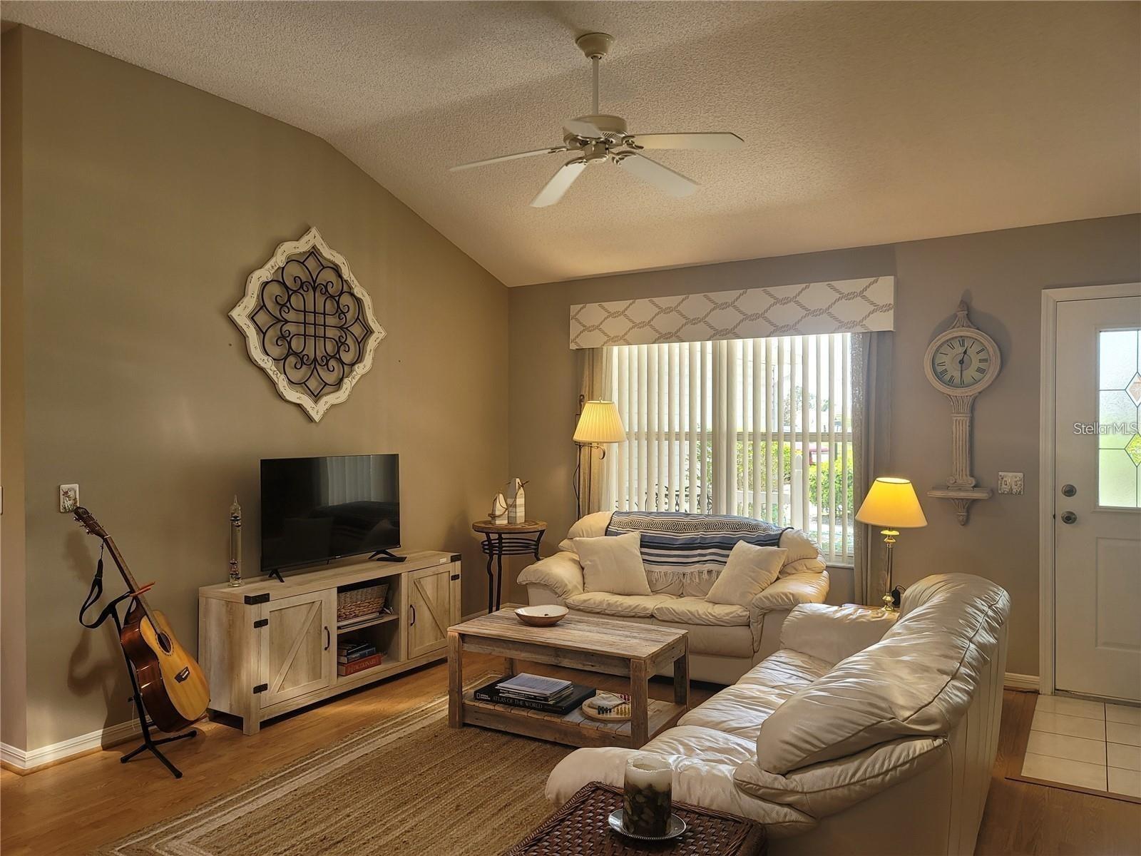 Image 3 of 19 For 1317 Jimenez Court