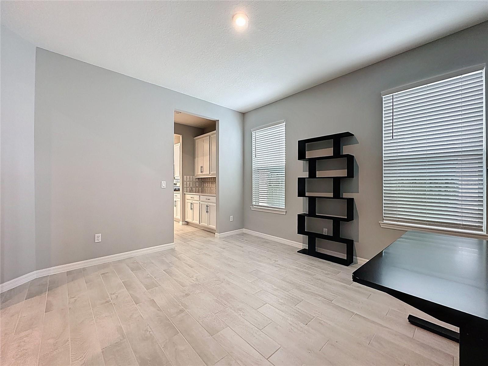 Image 16 of 79 For 2697 Hilltop Road