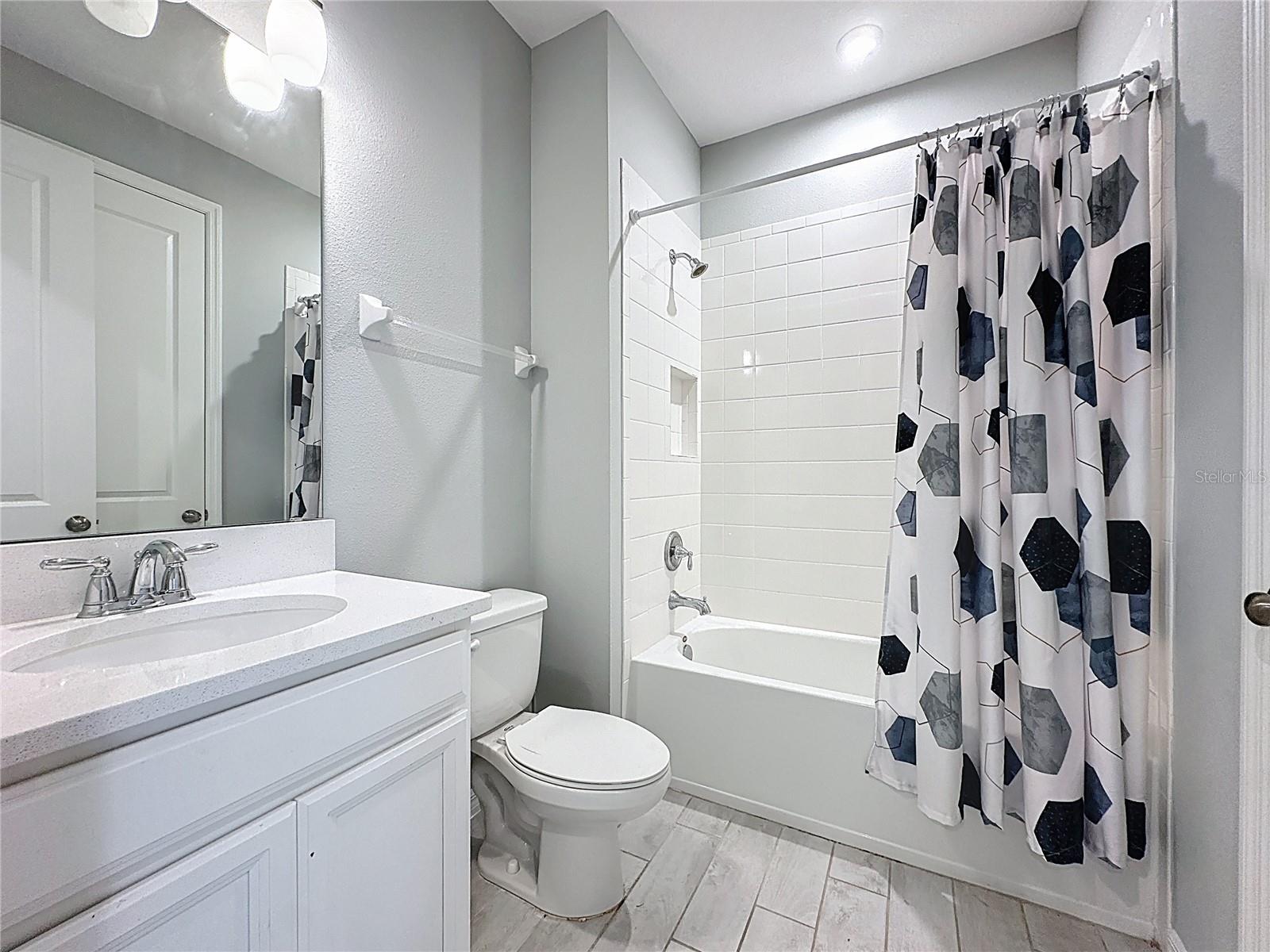 Image 26 of 79 For 2697 Hilltop Road