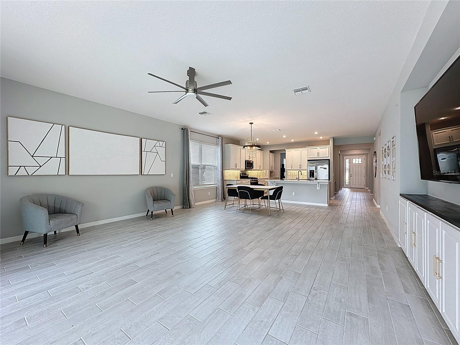 Image 44 of 79 For 2697 Hilltop Road