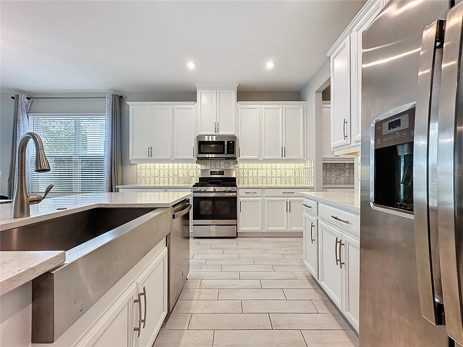 Image 52 of 79 For 2697 Hilltop Road