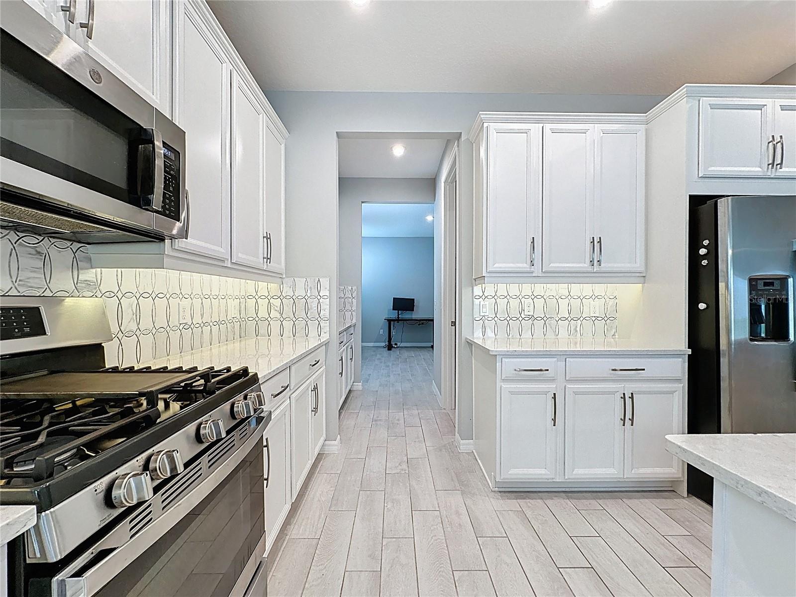 Image 53 of 79 For 2697 Hilltop Road