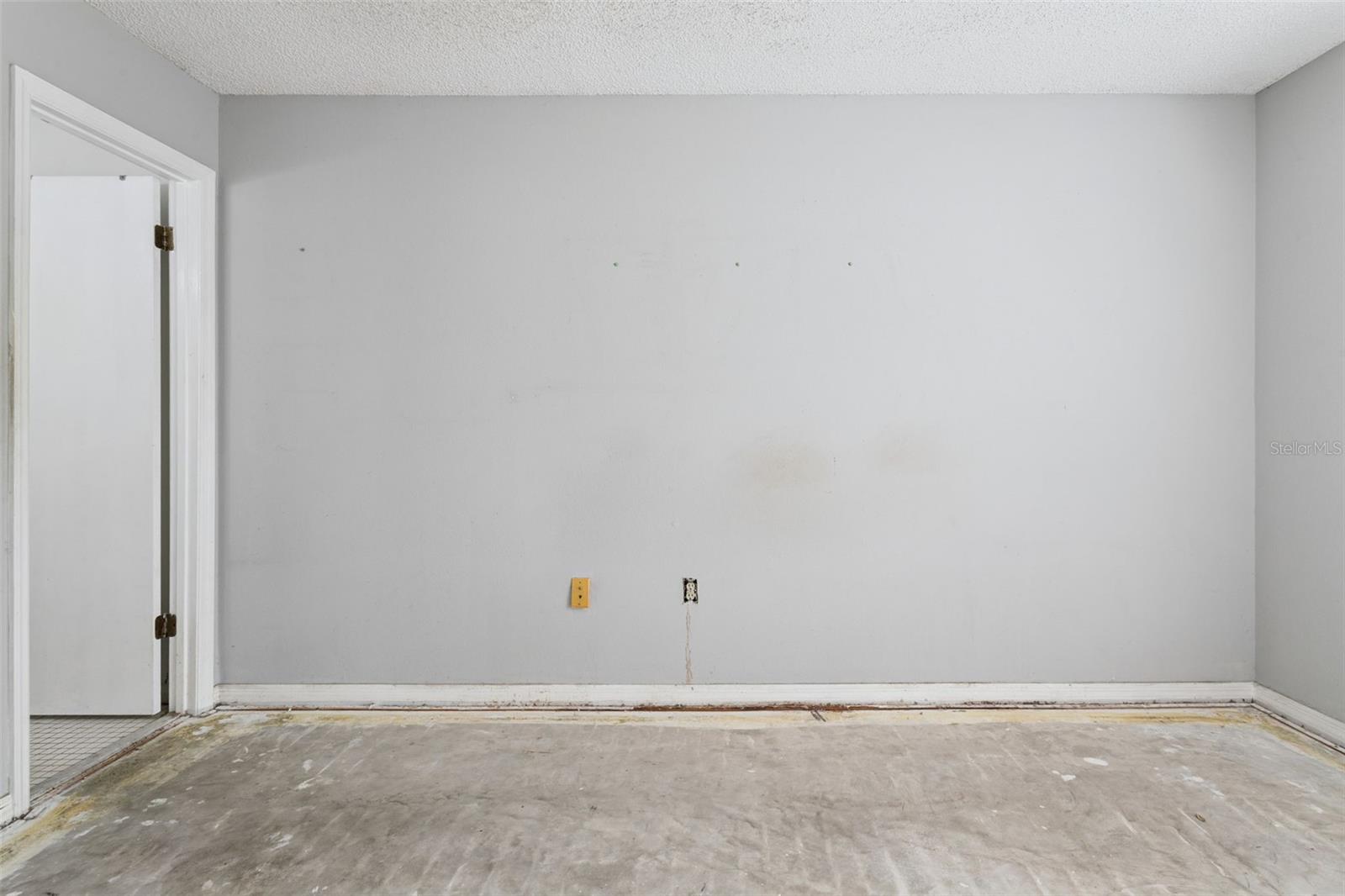 Image 28 of 40 For 314 Primrose Lane