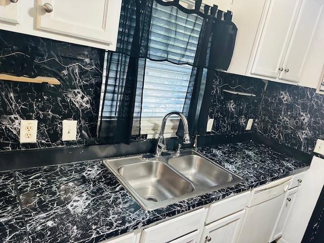 Image 12 of 26 For 12161 87th Court