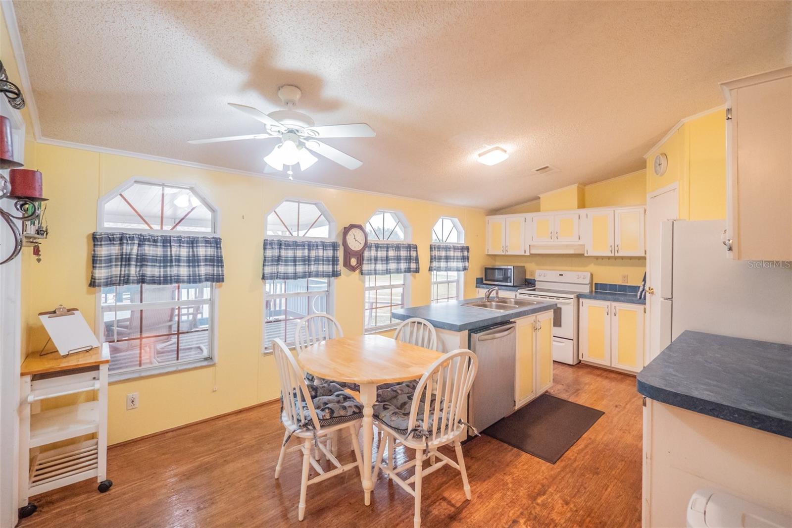 Image 17 of 45 For 37510 Quail Ridge Circle