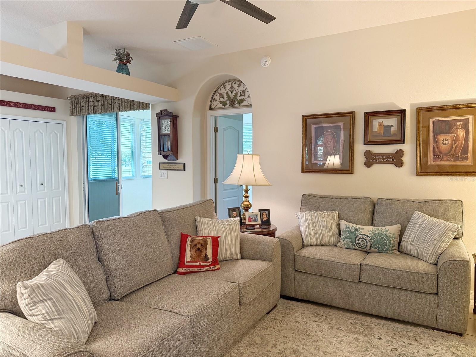 Image 12 of 51 For 3412 Capland Avenue