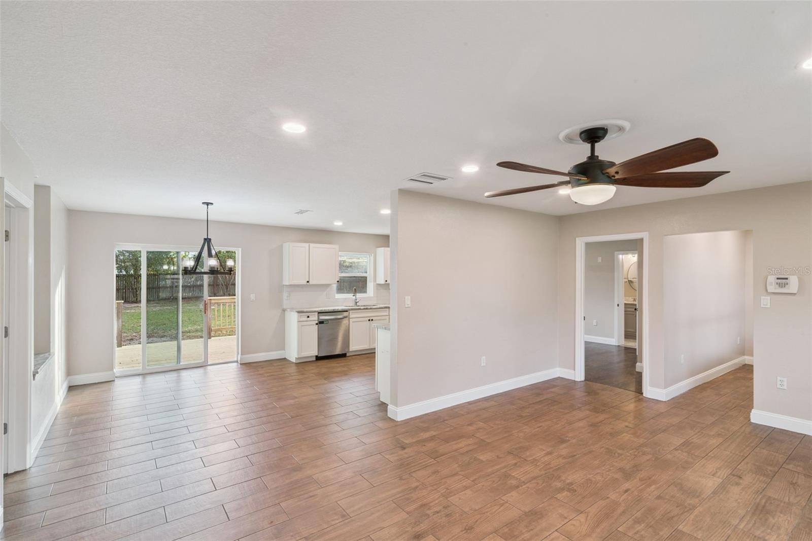 Image 12 of 35 For 520 Charlotte Avenue