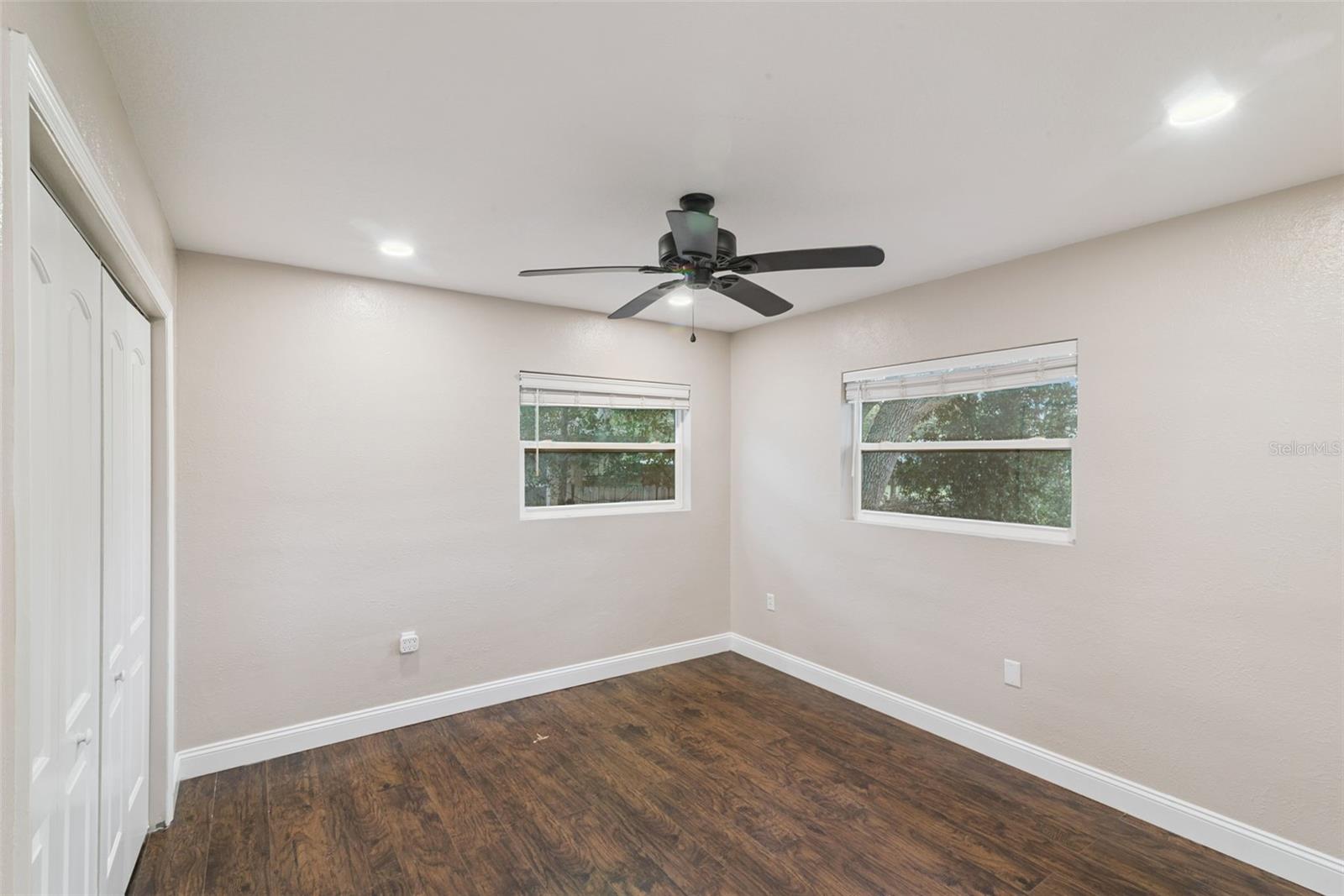 Image 22 of 35 For 520 Charlotte Avenue