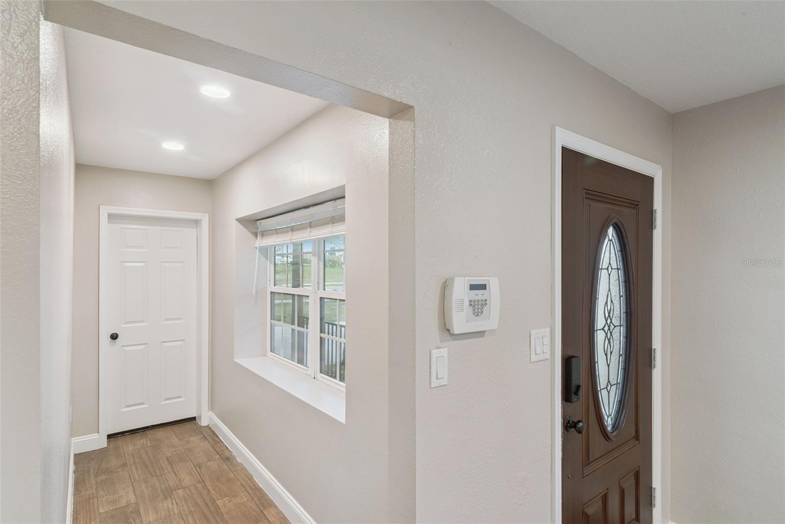 Image 6 of 35 For 520 Charlotte Avenue