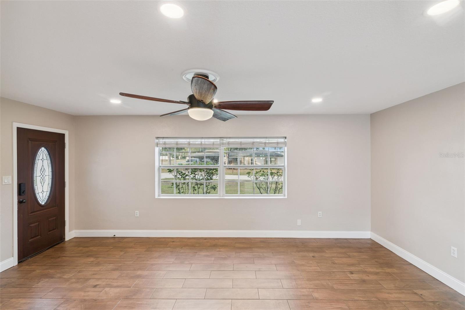 Image 8 of 35 For 520 Charlotte Avenue