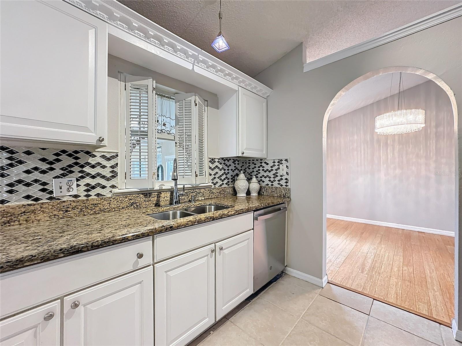 Image 11 of 34 For 375 Kaila Court