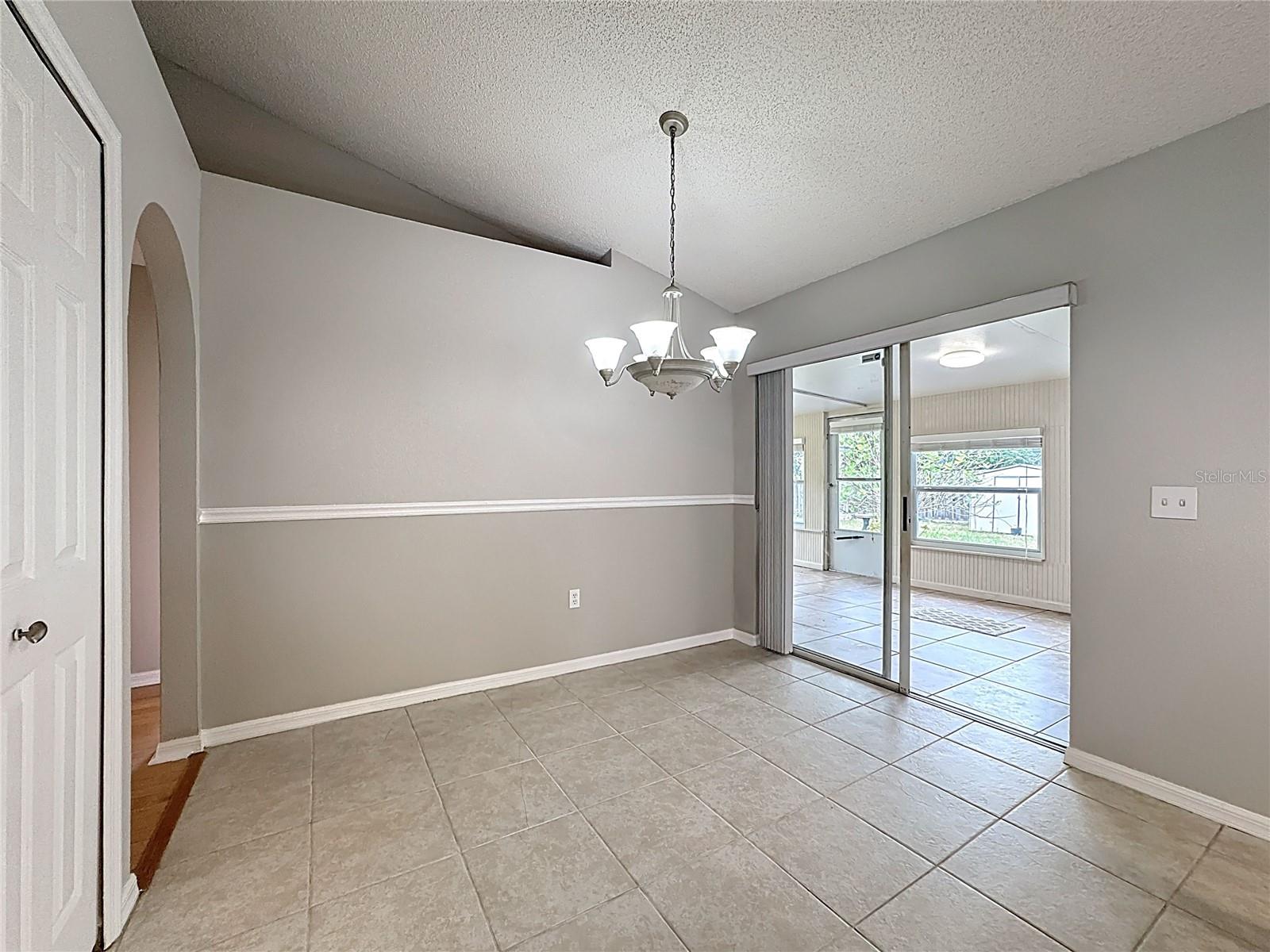 Image 15 of 34 For 375 Kaila Court