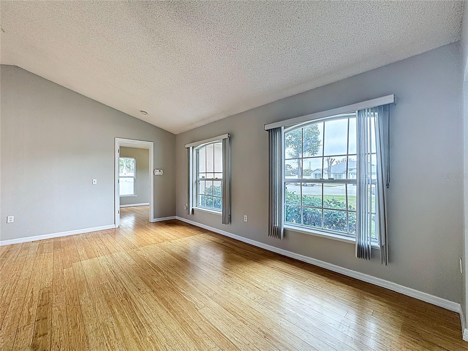 Image 5 of 34 For 375 Kaila Court