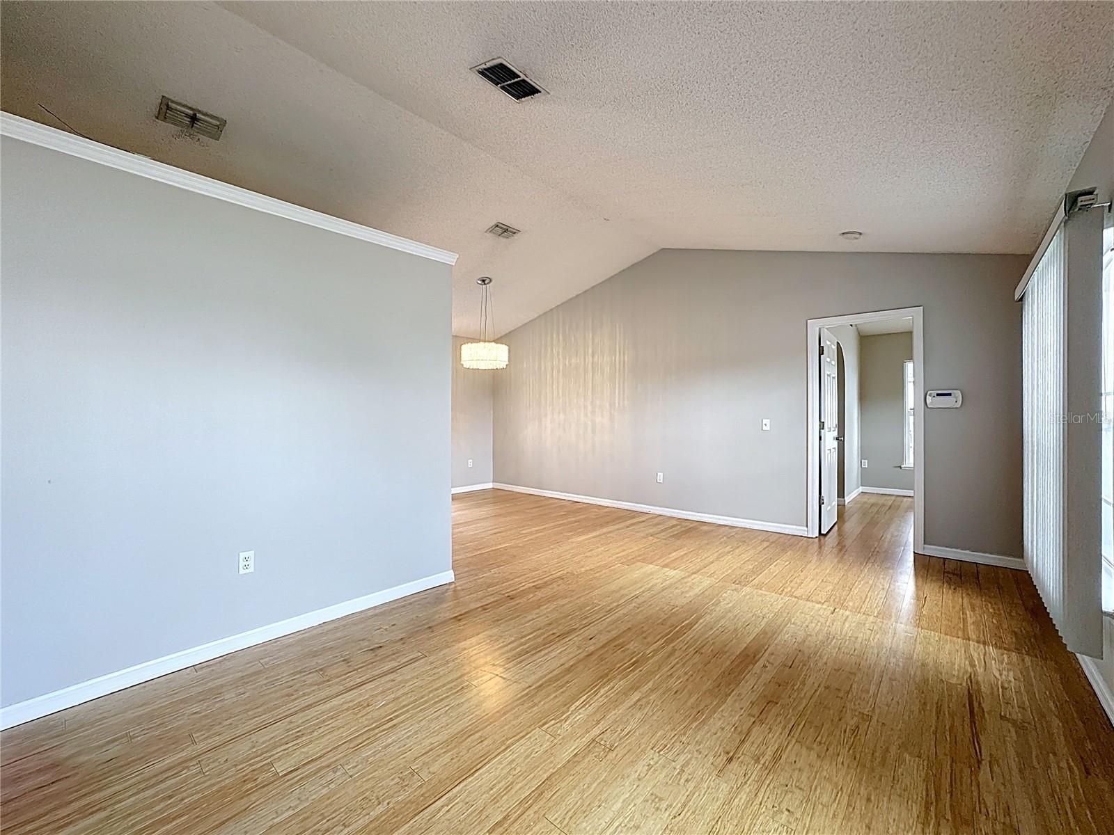 Image 7 of 34 For 375 Kaila Court