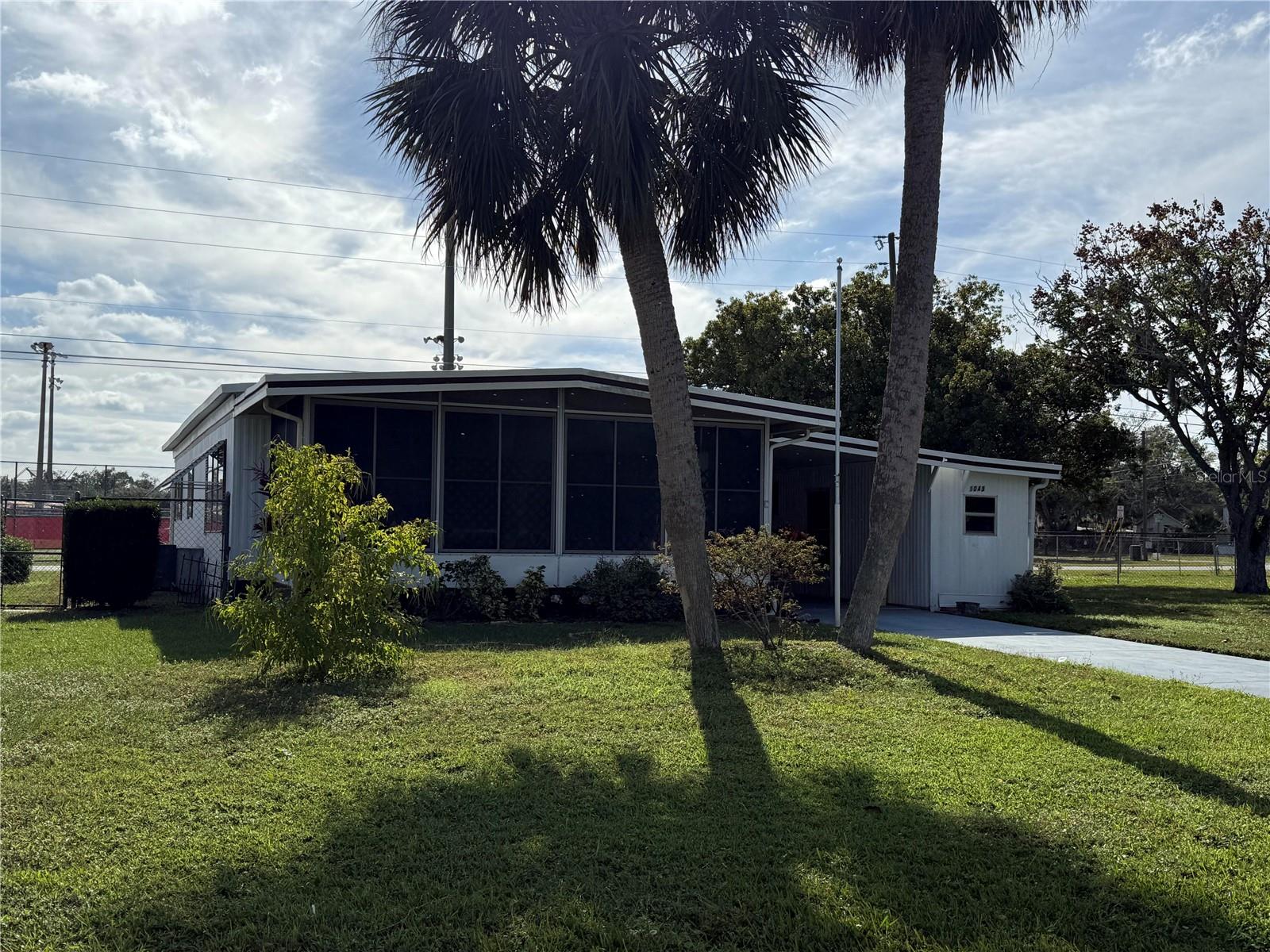 Details for 1043 Capella Drive, TAVARES, FL 32778