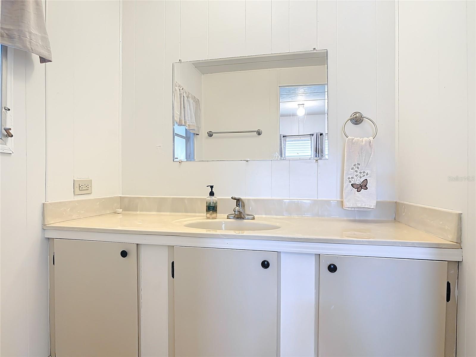 Image 29 of 59 For 1043 Capella Drive