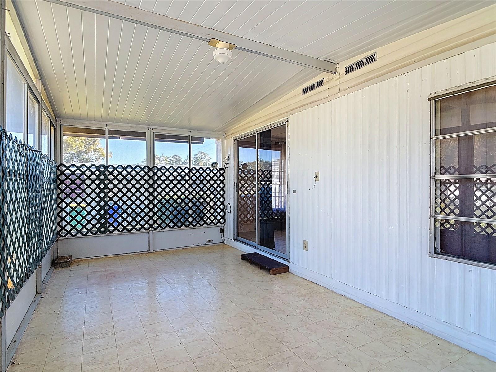 Image 31 of 59 For 1043 Capella Drive