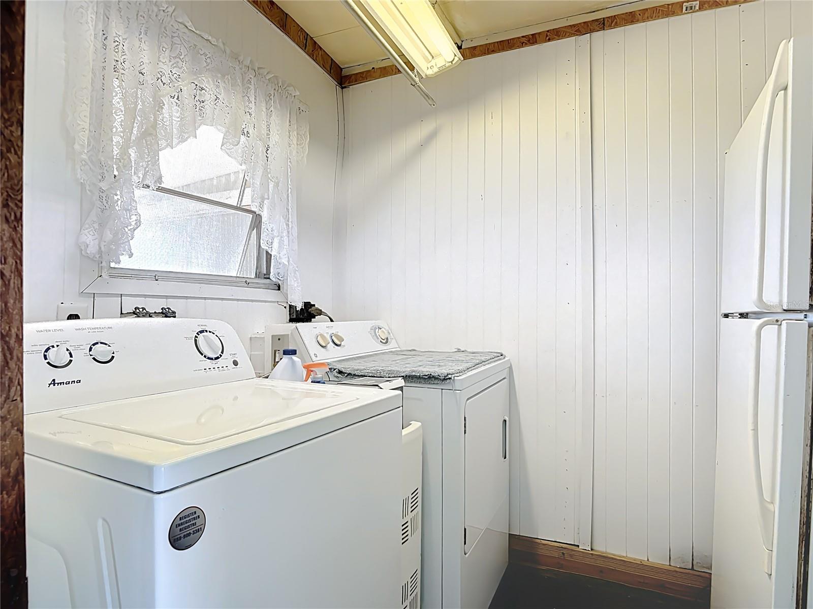 Image 35 of 59 For 1043 Capella Drive