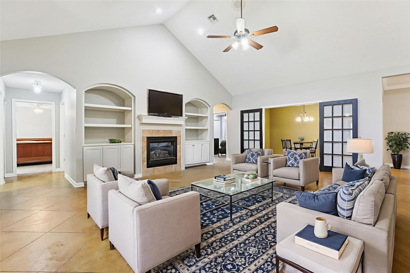 Image 14 of 96 For 22301 Coronado Somerset Drive