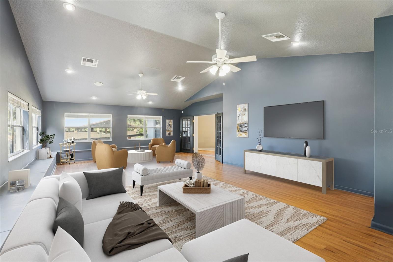 Image 20 of 96 For 22301 Coronado Somerset Drive