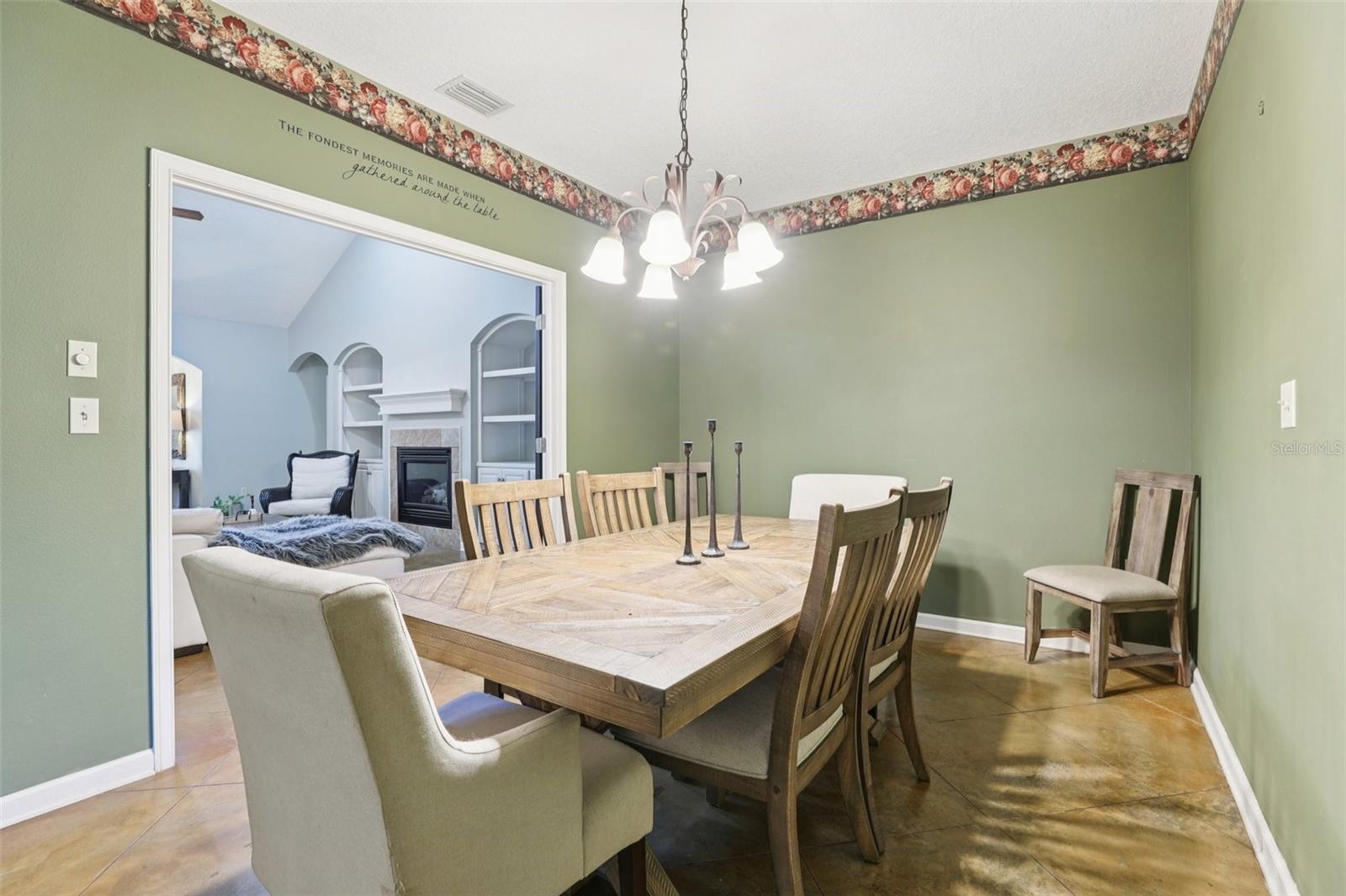 Image 22 of 96 For 22301 Coronado Somerset Drive