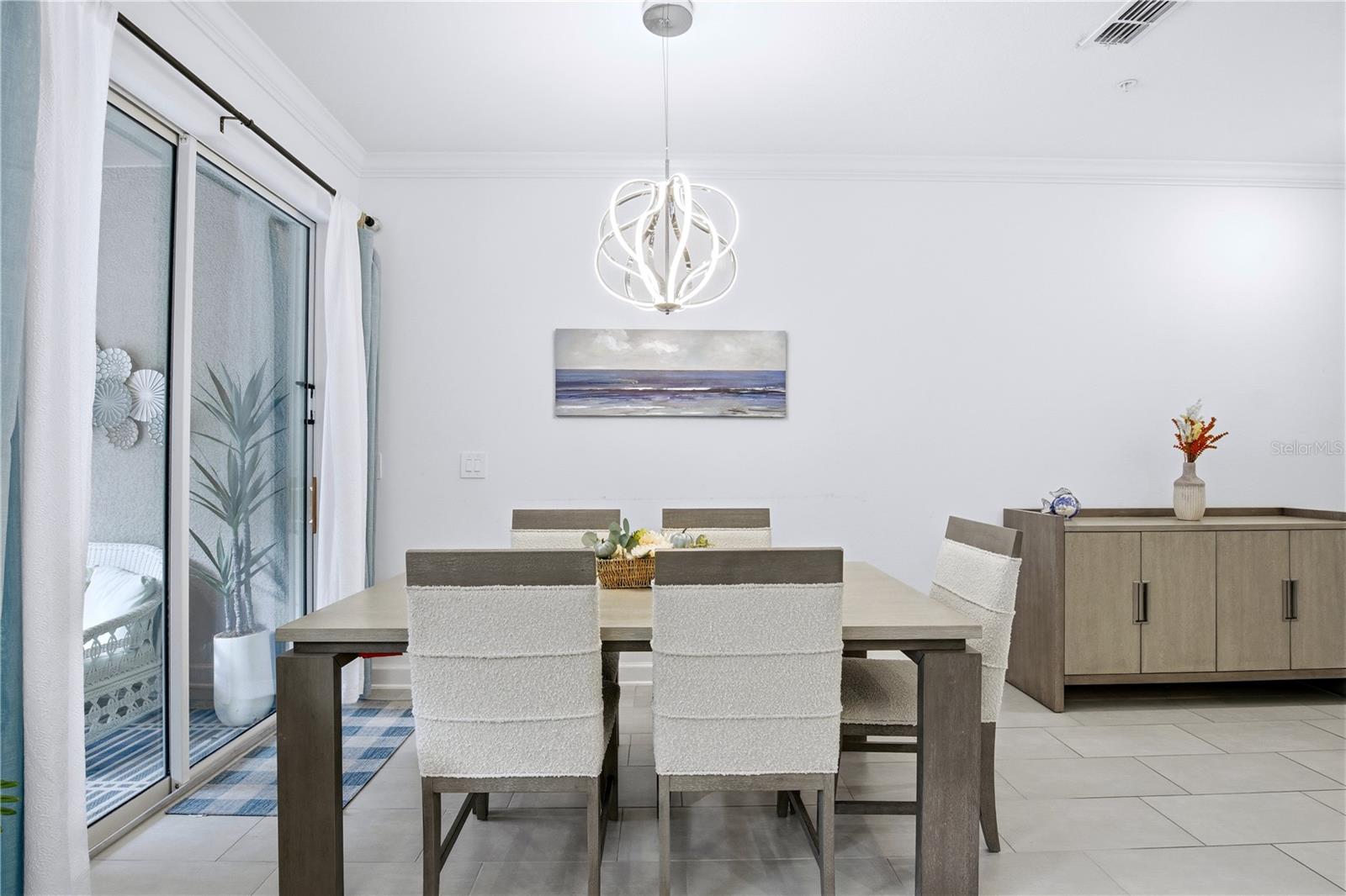 Image 18 of 71 For 2477 Reading Trail