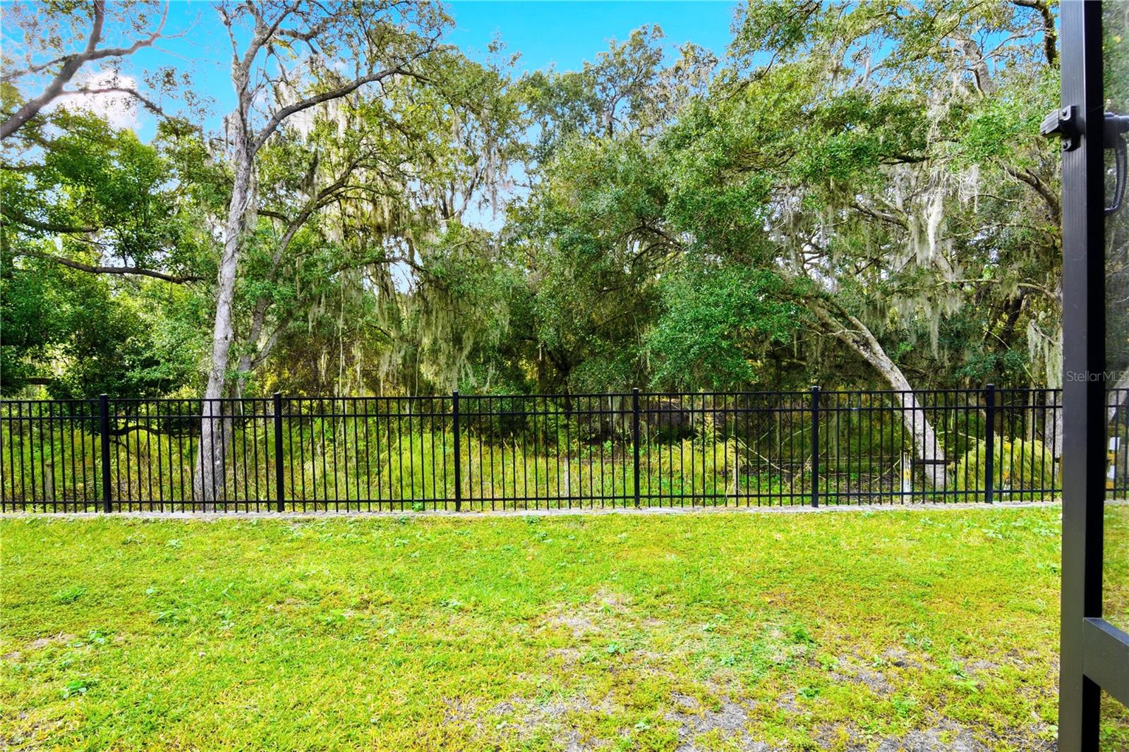 Image 29 of 71 For 2477 Reading Trail