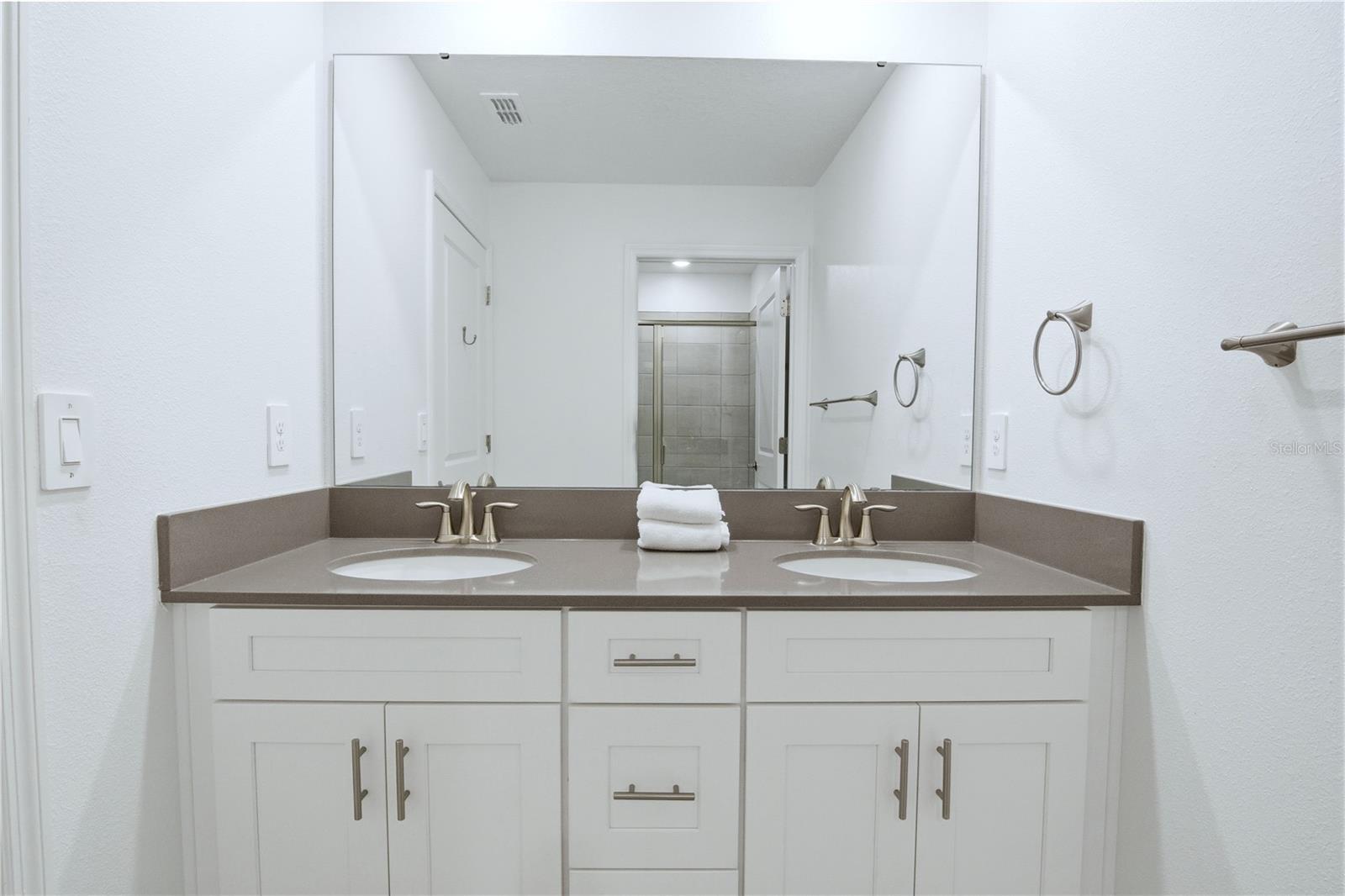 Image 39 of 71 For 2477 Reading Trail