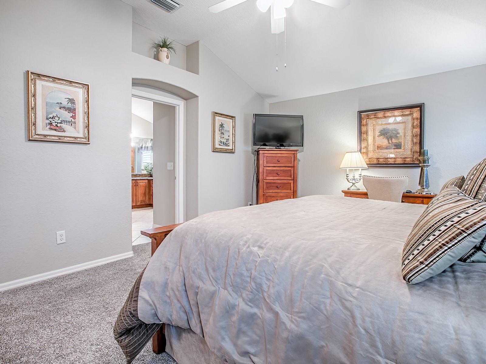 Image 20 of 37 For 629 Hartley Place