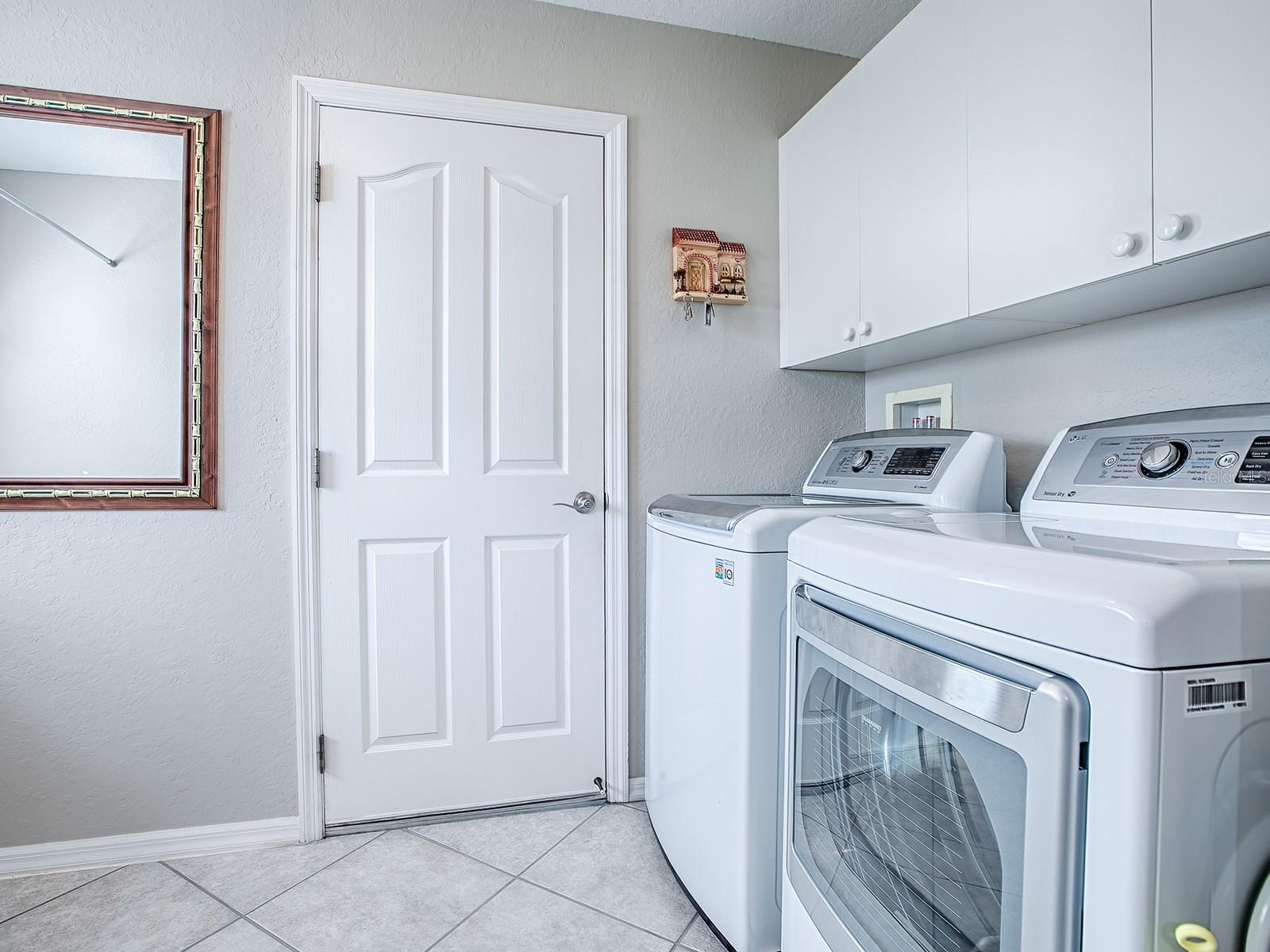 Image 29 of 37 For 629 Hartley Place