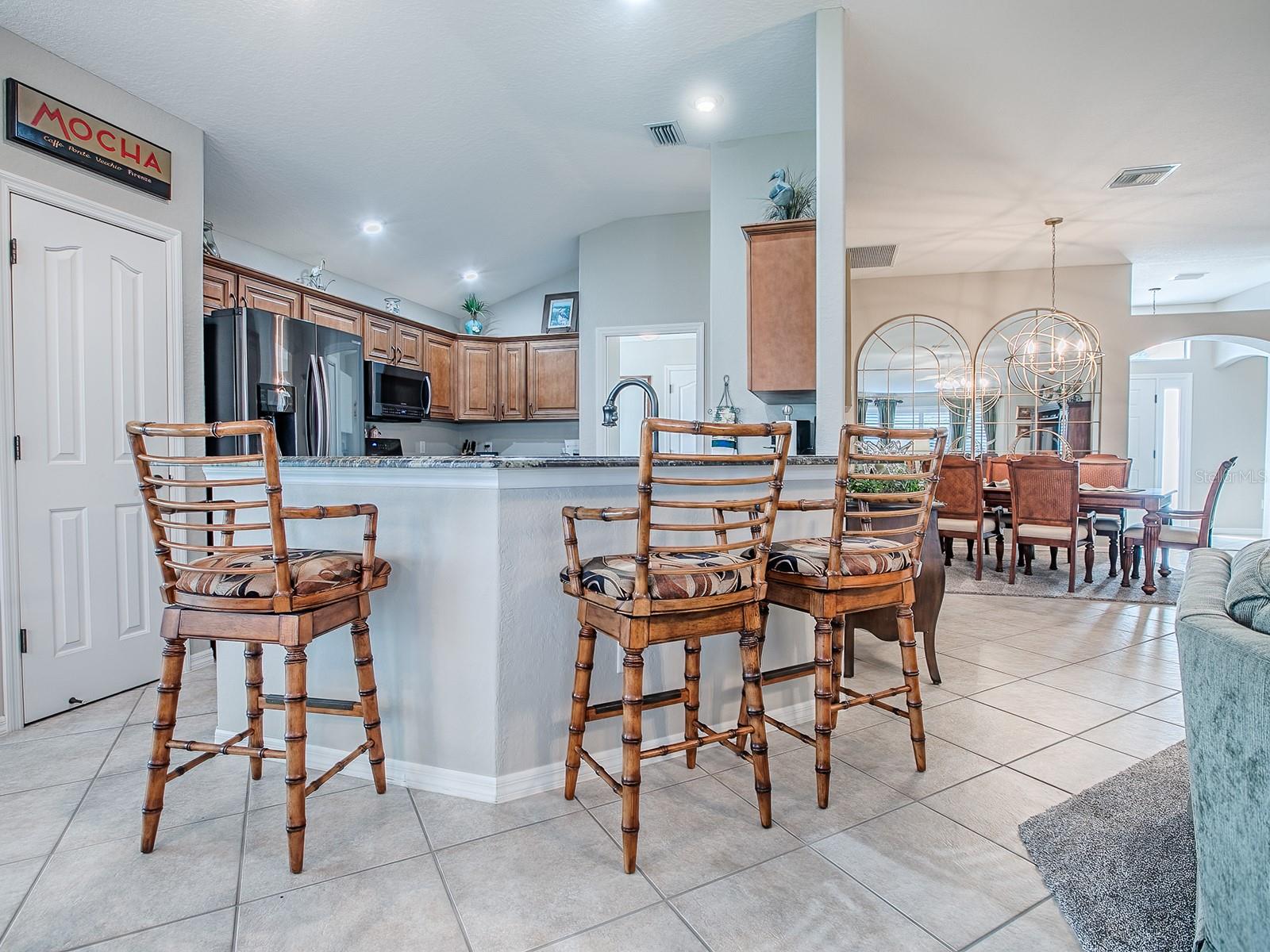 Image 9 of 37 For 629 Hartley Place