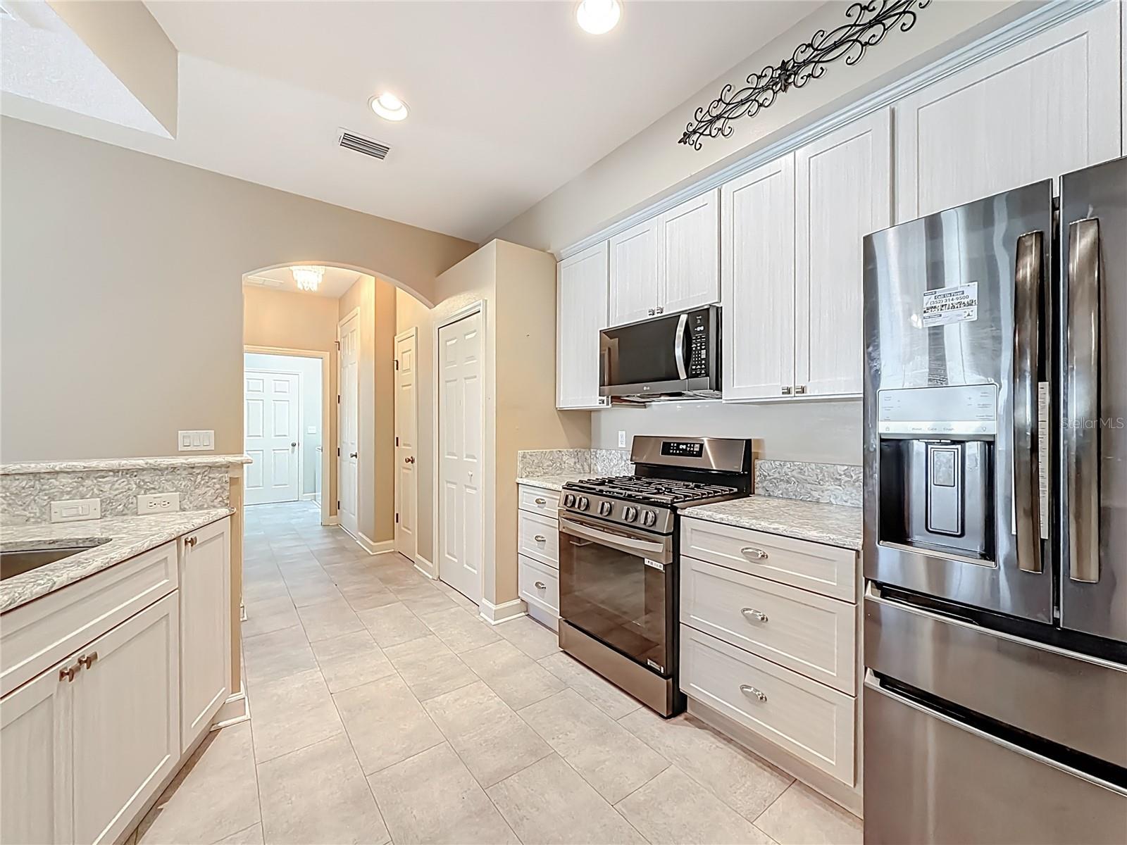 Image 10 of 62 For 5510 Celebration Way