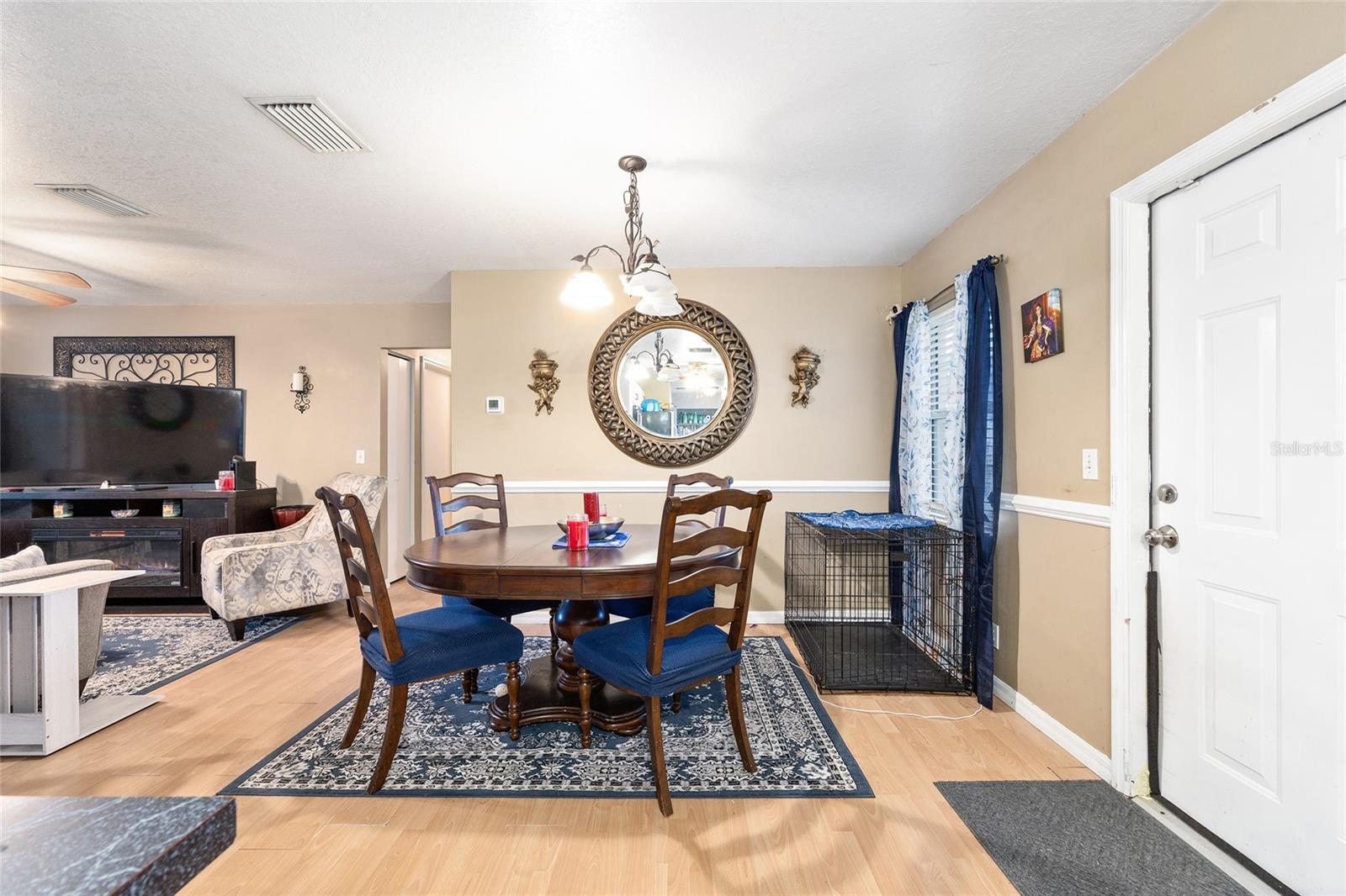 Image 13 of 36 For 11848 71st Avenue Road