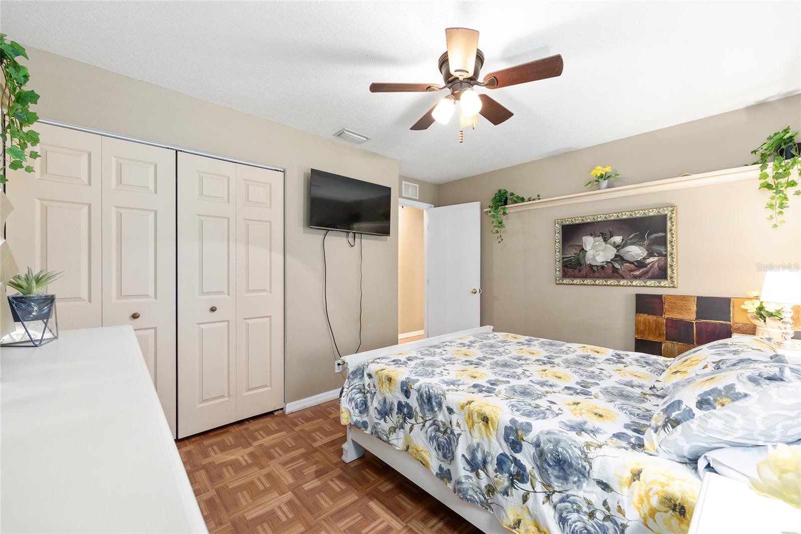 Image 23 of 36 For 11848 71st Avenue Road