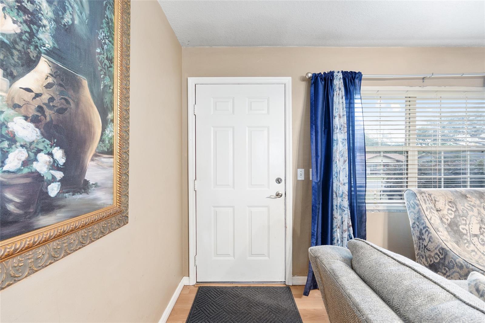 Image 8 of 36 For 11848 71st Avenue Road