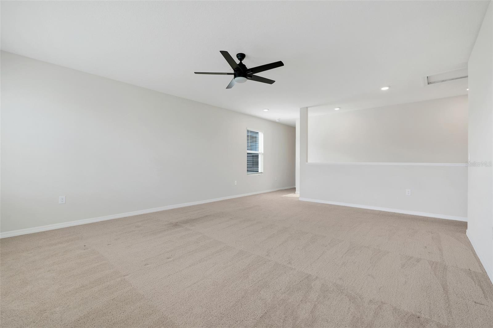 Image 17 of 39 For 8910 50th Avenue