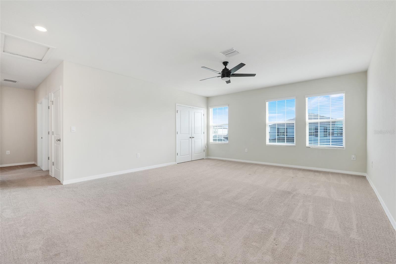 Image 18 of 39 For 8910 50th Avenue