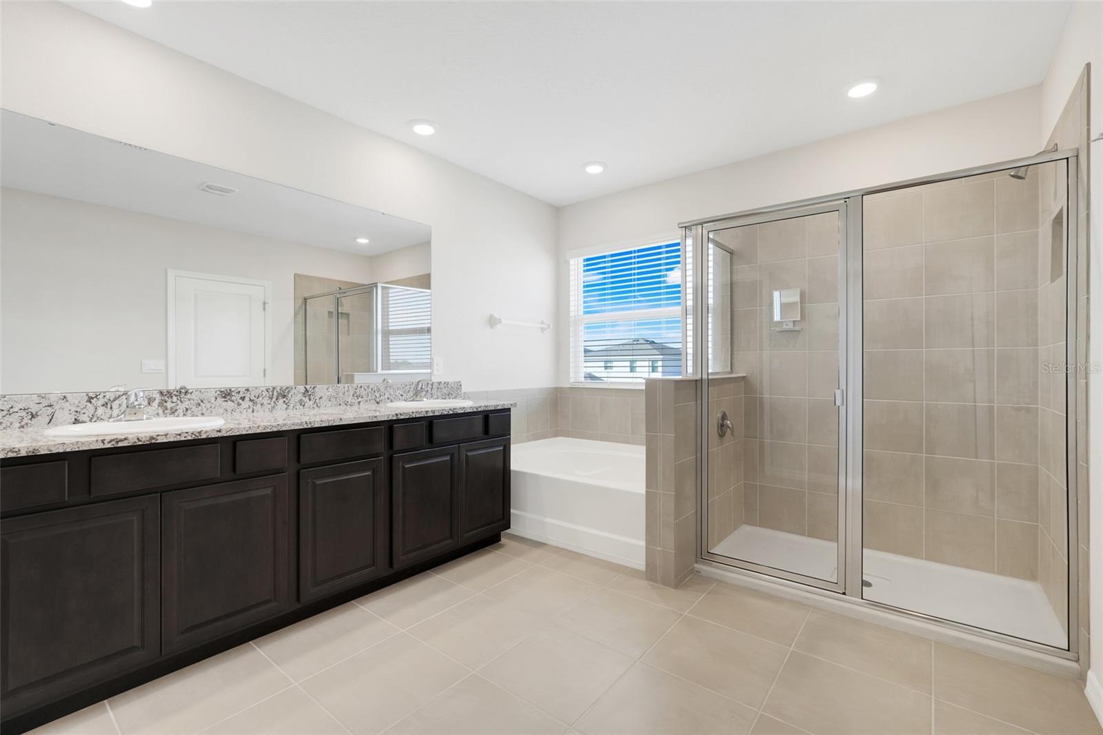 Image 23 of 39 For 8910 50th Avenue