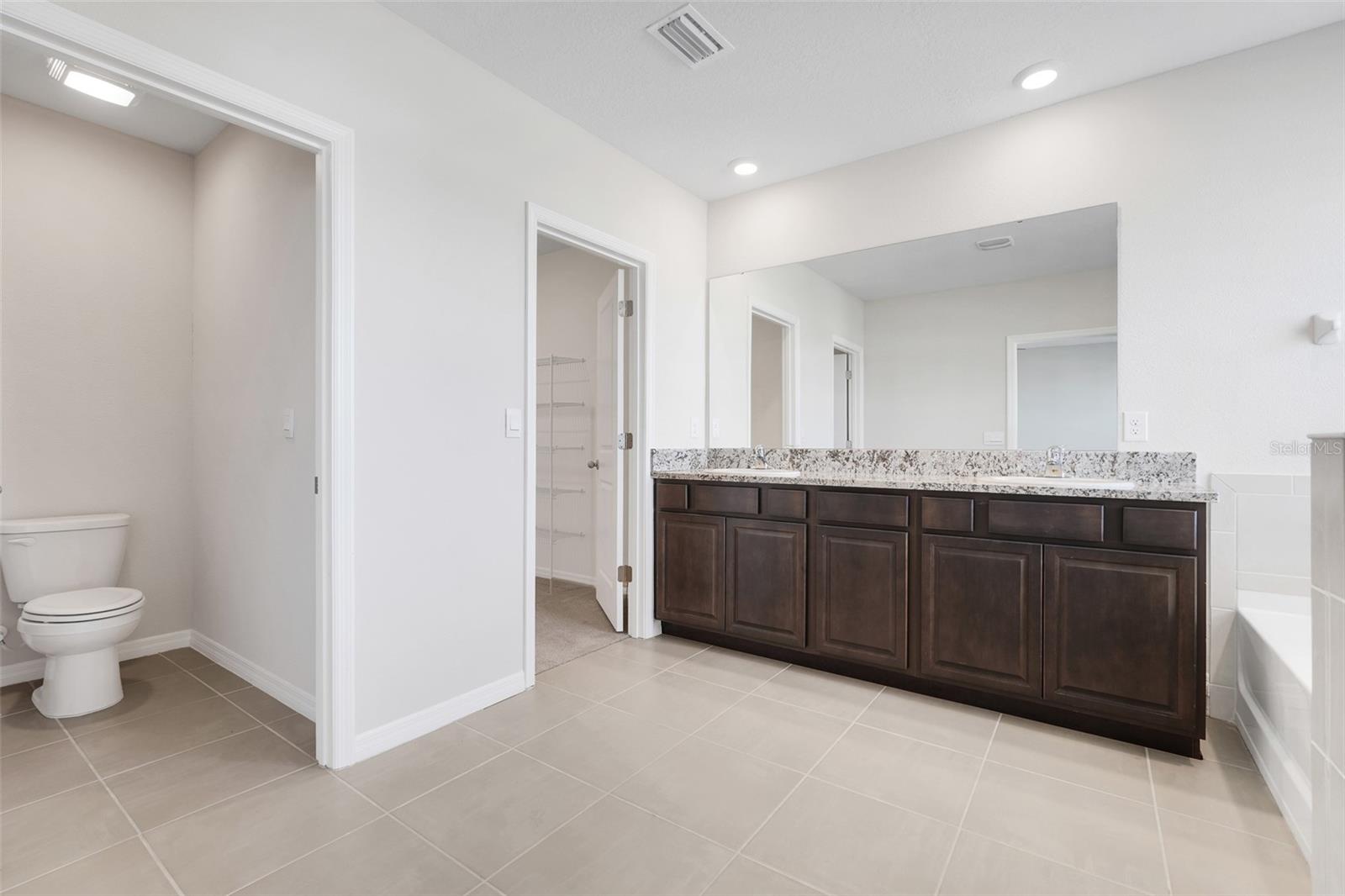 Image 24 of 39 For 8910 50th Avenue