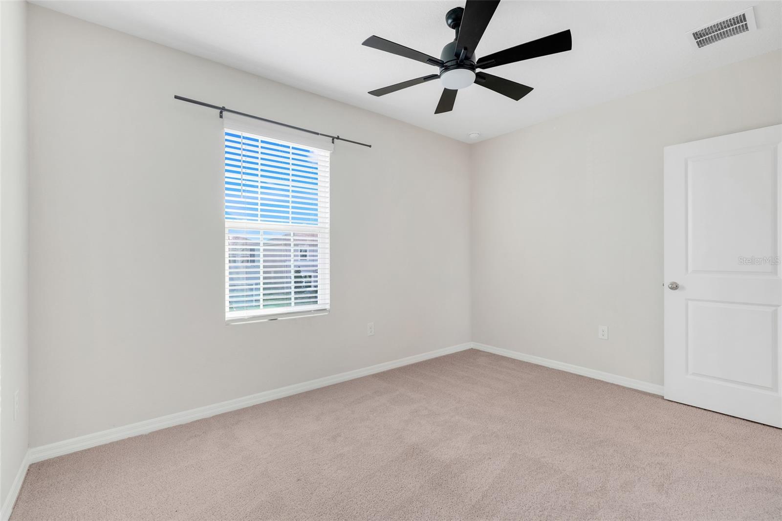 Image 26 of 39 For 8910 50th Avenue