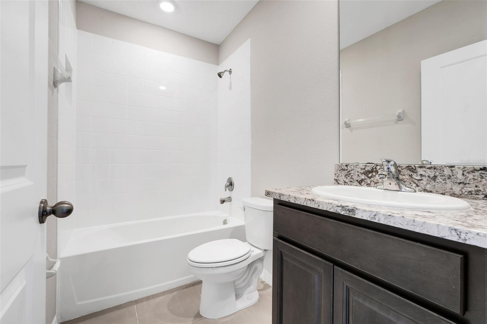 Image 28 of 39 For 8910 50th Avenue