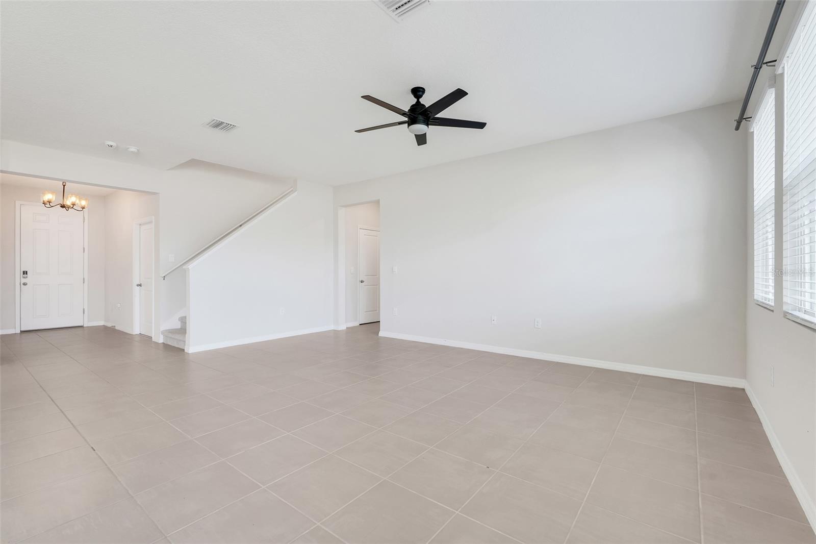 Image 9 of 39 For 8910 50th Avenue