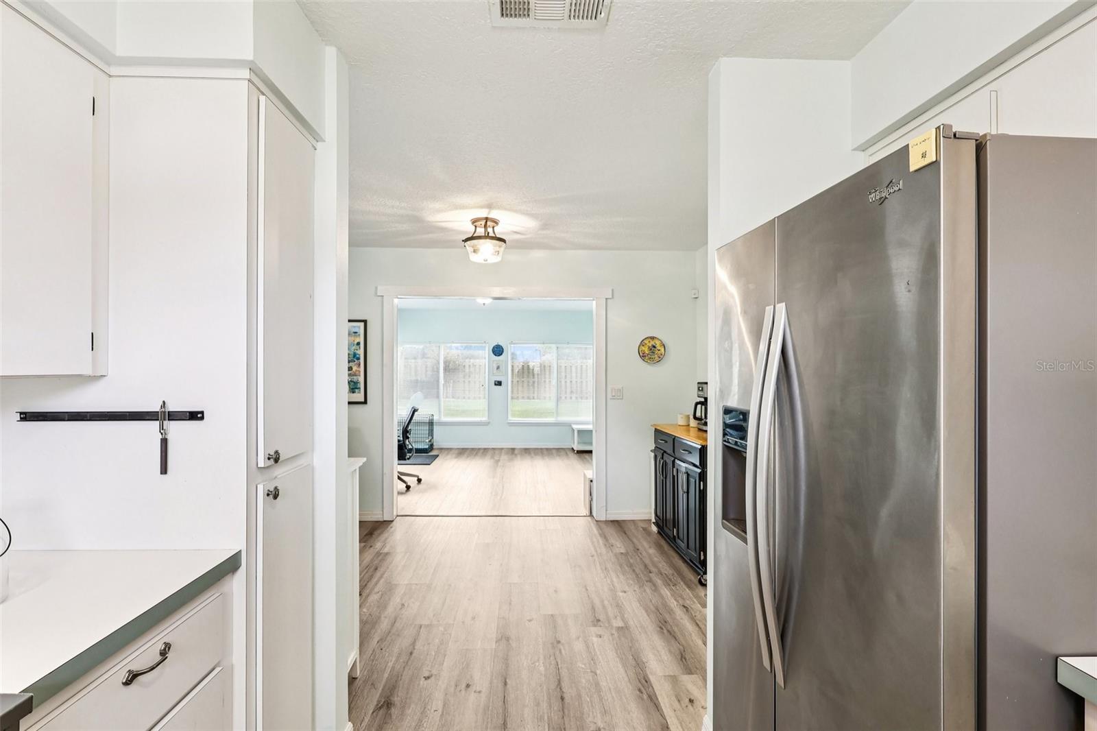 Image 13 of 34 For 1605 Selkirk Drive