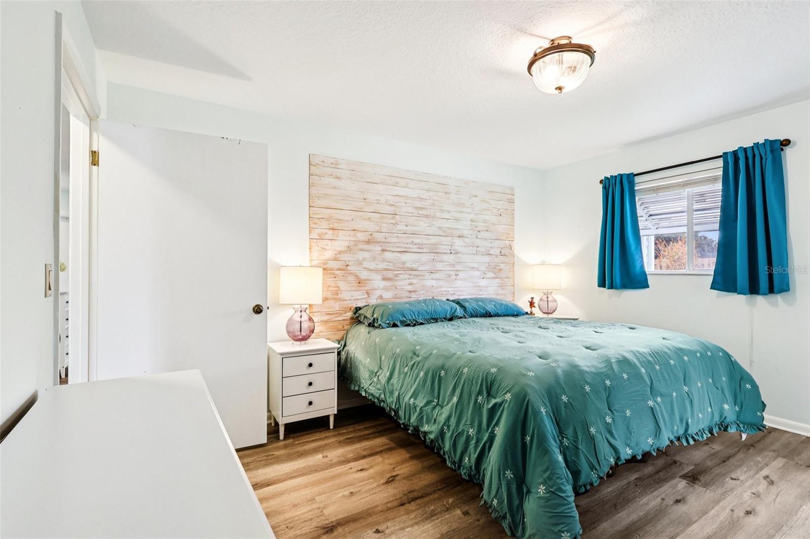 Image 20 of 34 For 1605 Selkirk Drive