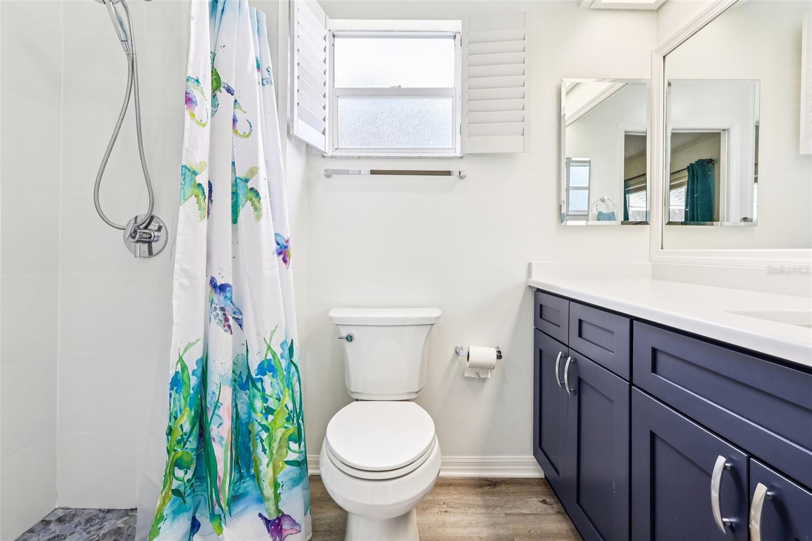 Image 23 of 34 For 1605 Selkirk Drive